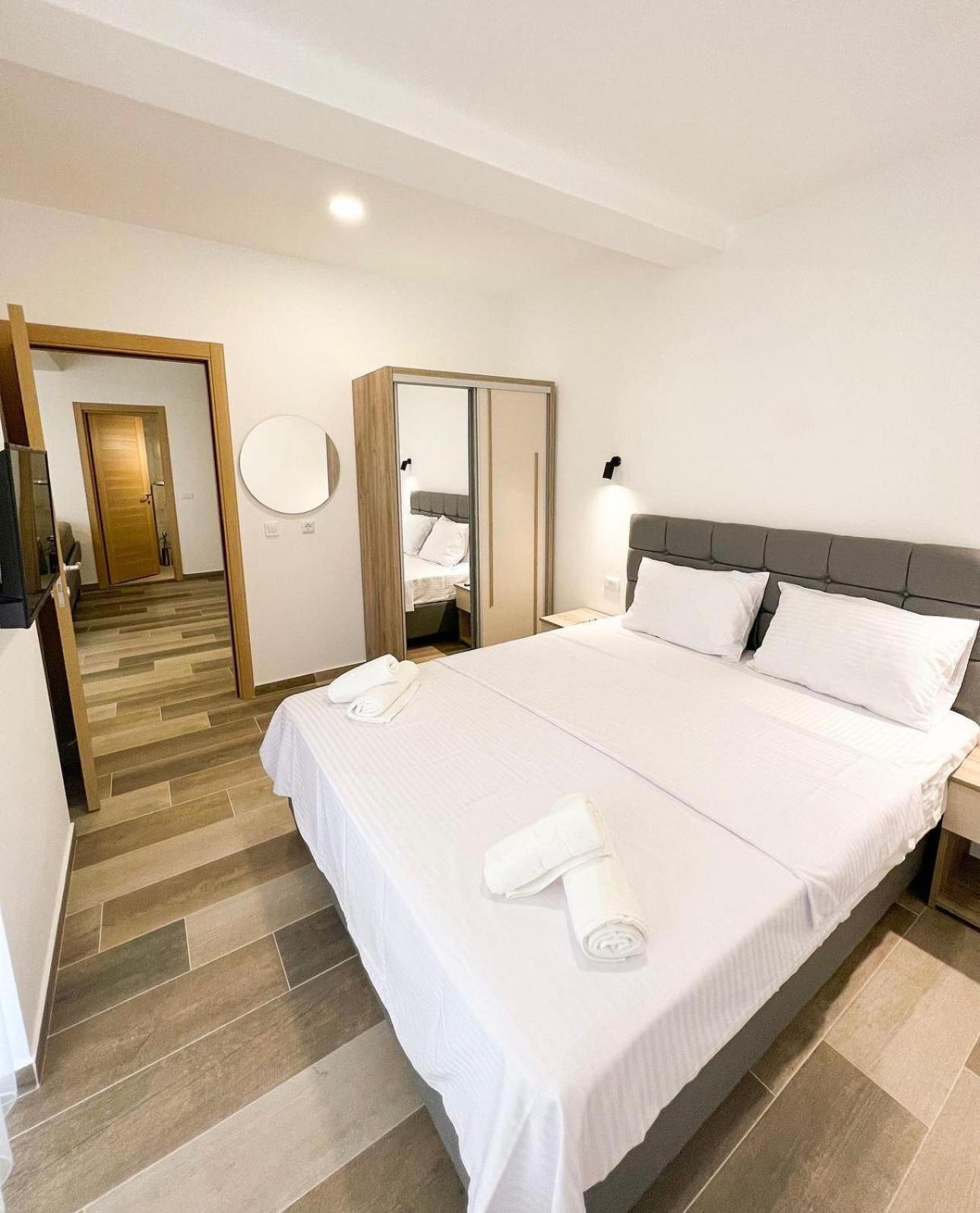 Square Residence Ulcinj Zewnętrze zdjęcie